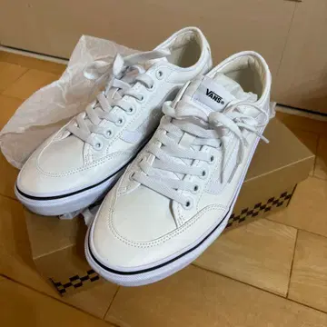 Vans 화이트 스니커즈