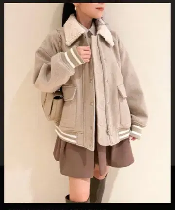 스나이델 보아 컬러 블루종