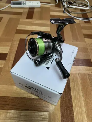 LUVIAS FC LT2500S 스피닝 릴 루비아스 XH