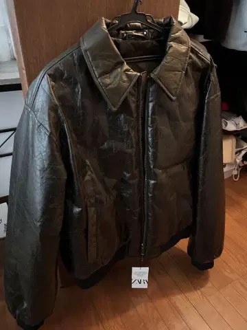 ZARA 가죽 자켓