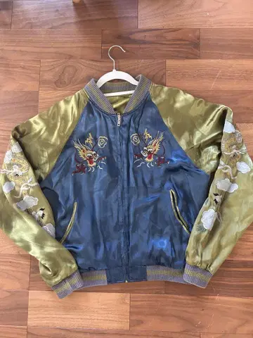 스카잔 Back Street Crawler