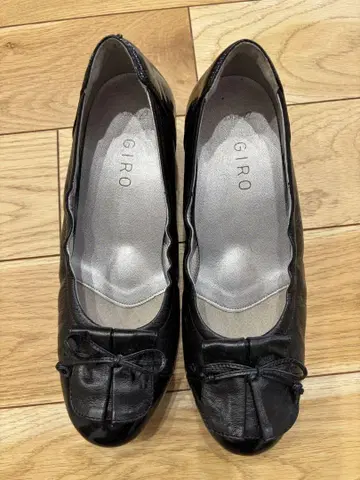 GIRO 블랙 펌프스 22 EE