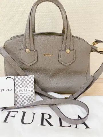 [세일] FURLA 그레이 숄더백 수납 가방 포함