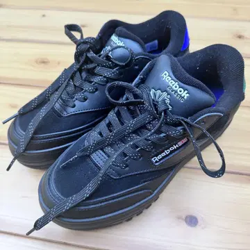 Reebok x UN3D. 통굽 블랙 24cm 한정판 모델
