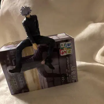 주술회전 고죠 사토루 피규어