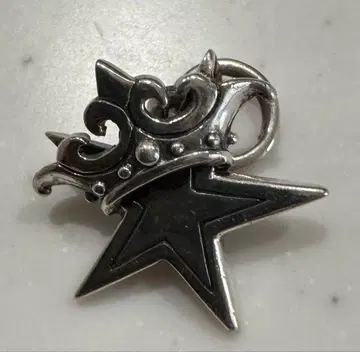 ROYAL ORDER 스몰 솔리드 스타 크라운 펜던트