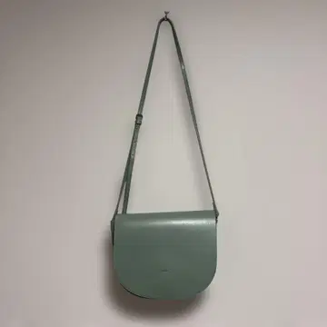 YAHKI 반달형 숄더백 민트 그린
