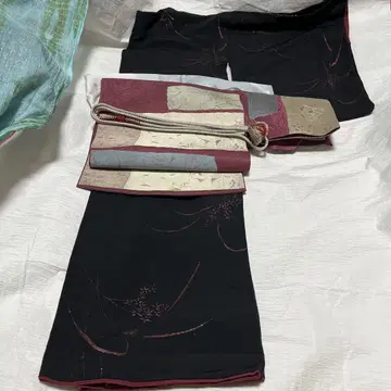 마조리카 오메시 4점 (기모노, 오비, 오비 장식 천, 허리띠) 세트