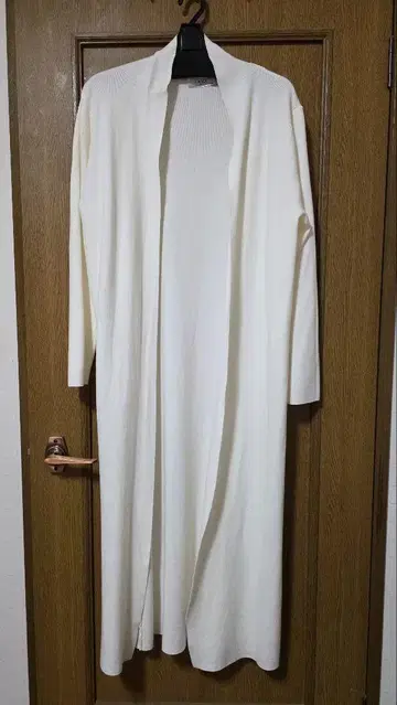화이트 롱 가디건