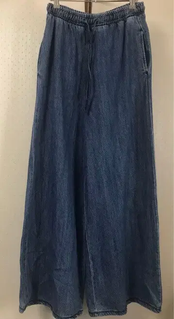 ZARA 데님 맨투맨 와이드 배기 팬츠