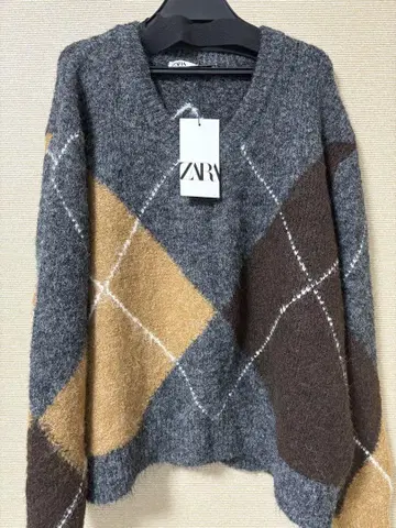 ZARA 니트 스웨터 L 사이즈