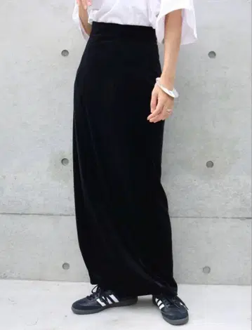 aere high waist velours skirt 36