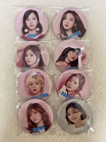 TWICE 캔뱃지