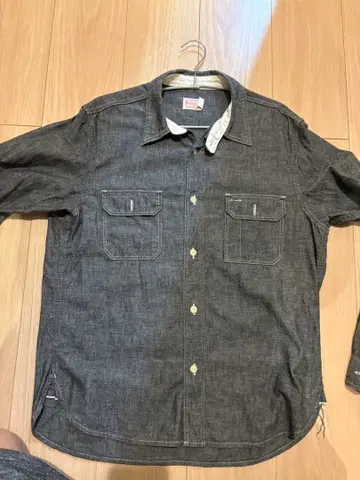 트로피 클로징 블랙 샴브레이 셔츠 M 사이즈