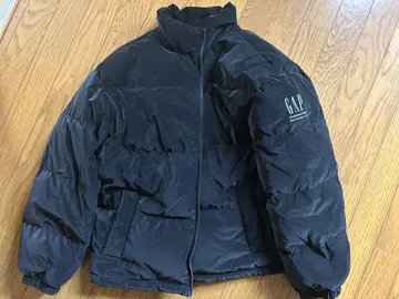 GAP 블랙 다운 자켓