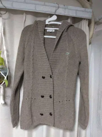 LACOSTE 울 80% 후드 부착 니트