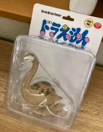 도라에몽 진구의 공룡 피스케 피규어
