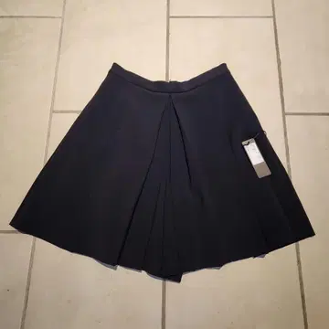 폭시 네이비 플리츠 큐롯