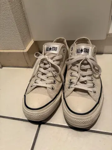 컨버스 올스타 크림색 로우컷
