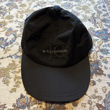 de Castelbajac 블랙 캡 L
