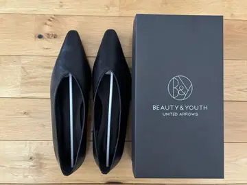 BEAUTY & YOUTH 블랙 펌프스 38
