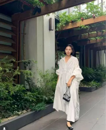 에트레토쿄 허리 마크 셔츠 원피스