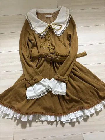 LIZLISA 브라운 원피스 긴팔 프릴 포함