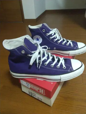 Converse 보라색 하이컷 스니커즈 메이드 인 재팬