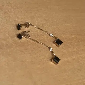 K10 오닉스 귀걸이