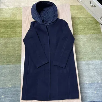 LACOSTE 네이비 롱 코트 후드 부착