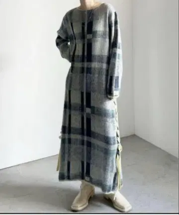 아메리빈티지 BIG CHECK LACE UP KNIT DRESS