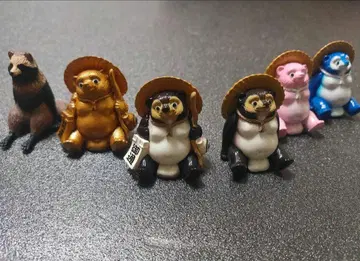 앉아있는 너구리 전 6종