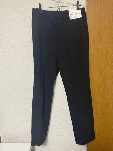 유니클로 감동 팬츠 블랙 67cm 445237