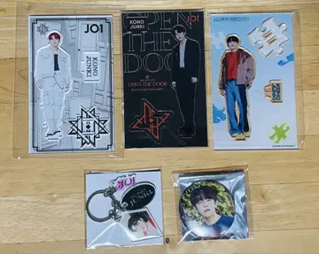 JO1 아크릴 스탠드 캔뱃지 굿즈 묶음 판매 코노 준키