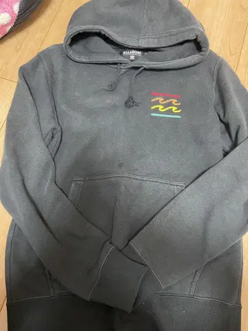 BILLABONG 블랙 후드 부착 후드티