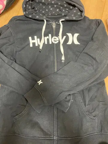Hurley 블랙 집업 후드티