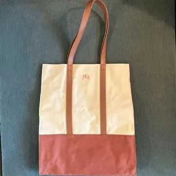 UNIQLO and JWANDERSON 토트백