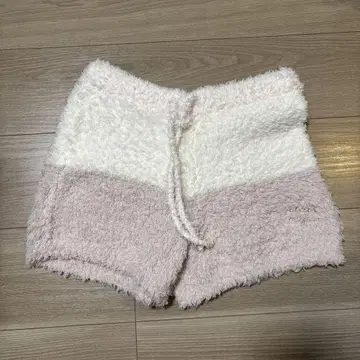 젤라또피케 모코모코 숏팬츠 F 사이즈
