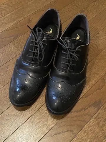 beams 윙팁 블랙 가죽 신발