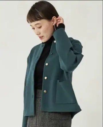 틸 노카라 니트 자켓