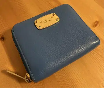 MICHAEL KORS 파랑 가죽 접이식 지갑