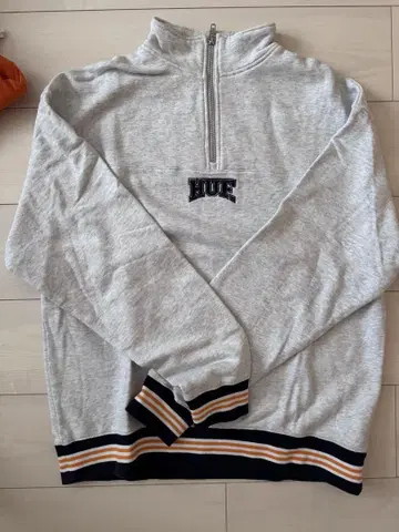 HUF 하프 지퍼 맨투맨 그레이
