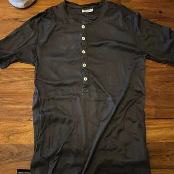 Schiesser 다크 그레이 헨리넥 티셔츠