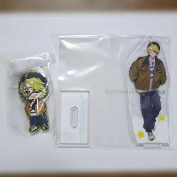 카라피치 제일복권 타츠운 러버 참 & 아크릴 스탠드 세트