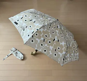 마리메꼬 우니코 베이지 우드J 핸들 접이식 우산