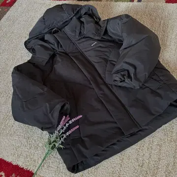 MILKFED. 후드 부착 다운 자켓 블랙