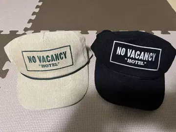 NO VACANCY 코듀로이 캡