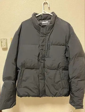RUUBON 블랙 숏 기장 다운 자켓