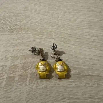 파르나토팍 귀걸이 포켓몬 코닥