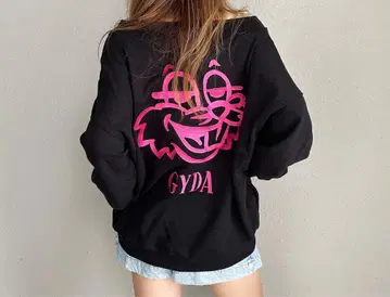 [ GYDA ] Bunny Face V넥 트레이닝복